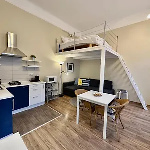https://orangehomes-peaceful-apartment-next-to-central-market-hall.inbudapesthotels.com